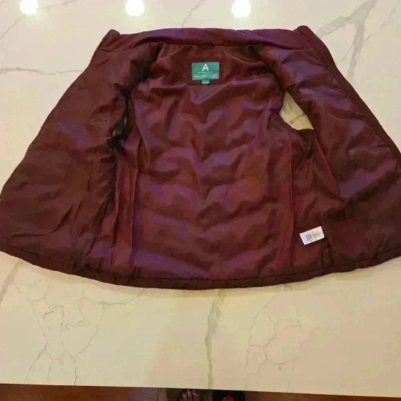 Aeropostale Womens Remixed Down Puffer Vest Jacket Burgundy Red Size Large - Picture 7 of 9